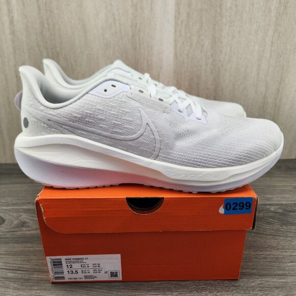 Nike Vomero 17 Size 12 Mens White Platinum Tint Casual Running Shoes - Picture 1 of 11